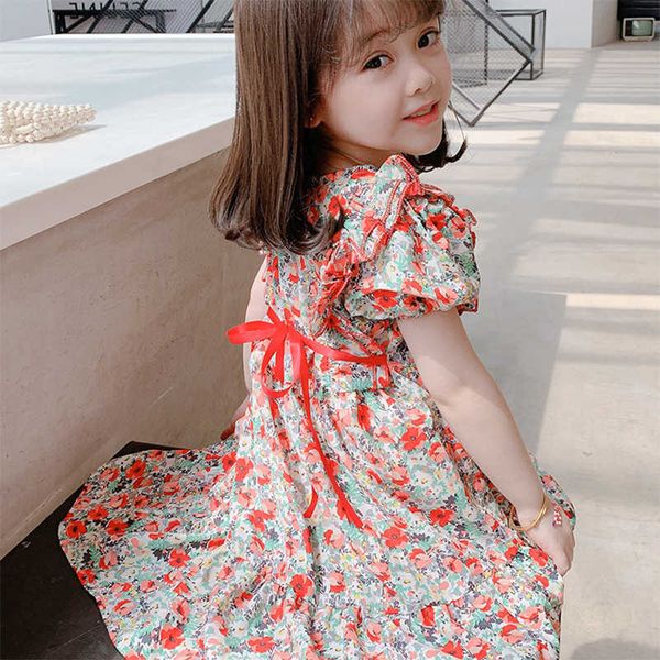 Verão Crianças Meninas Breve Floral Sleeve Dress Coreano Estilo Pequena Princesa Ruffles Bonito Praia Vestidos Criança 210615