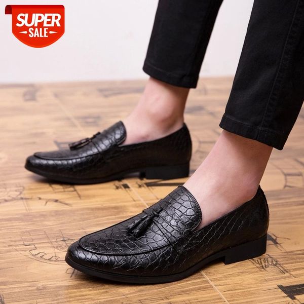 

2020 men shoes tassel braided pattern shoes slip-on casual loafers men's business formal dress dropshipping #qd5s
