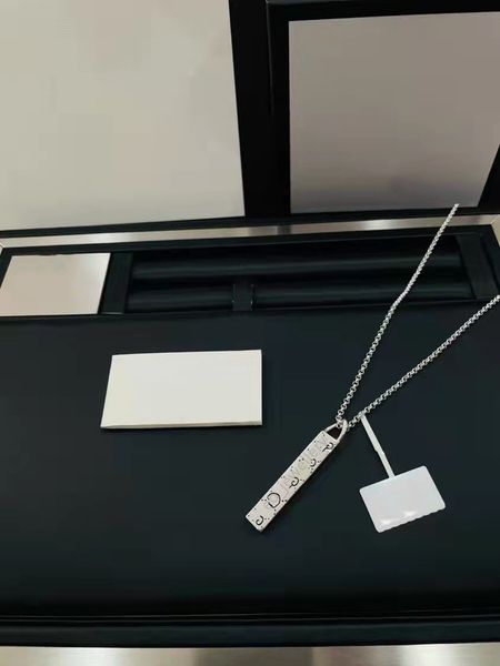 

2022 brand designer pendant silver neutral necklace fashion hip hop plated black letter valentine's day couple necklace jewelry wedding