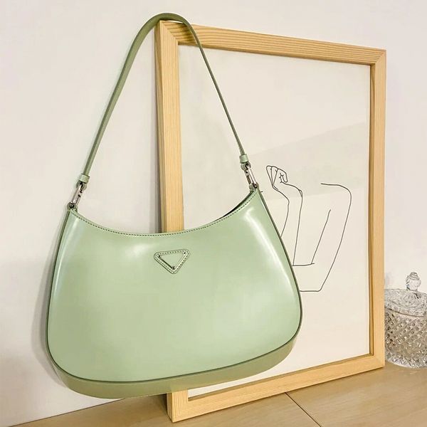 

women designers luxurys bags handbag 2021 new bright face french stick bag leather hobo middle ancient underarm bag calf leather p hileng