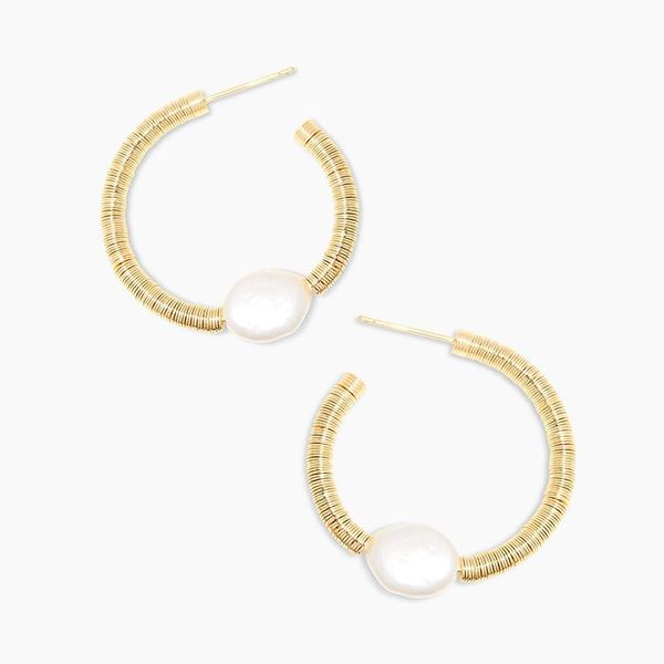 

hoop & huggie 2021 european and american wind disk earrings baroque pearl copper plating 18k gold manufacturers for wholesale, Golden;silver