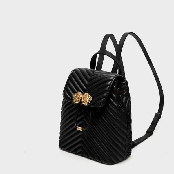 

korean minority designer z jialingge backpack wing lock small fashionable schoolbag