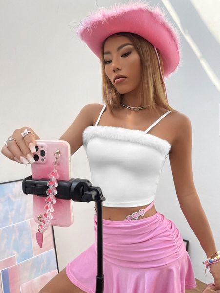 

fuzzy trim crop cami k1ck#, White