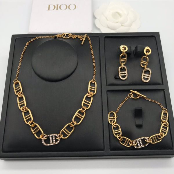 

the same versatile letter bracelet earrings for women and internet bloggers, Black