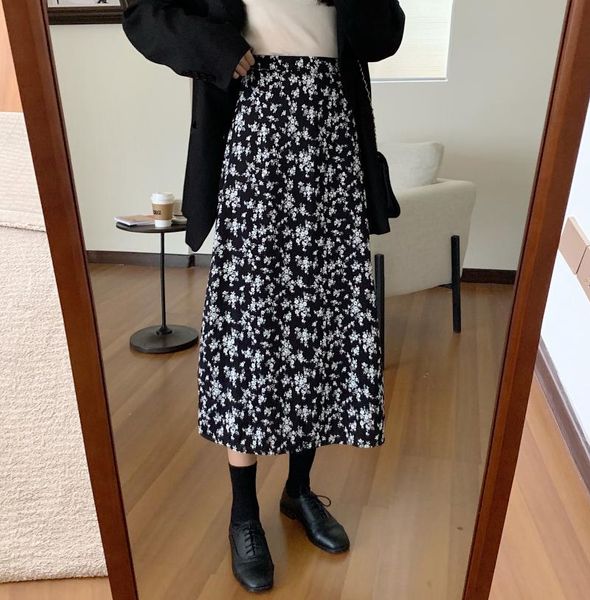

skirts spring 2021 korean slim high waist a-line floral skirt, Black