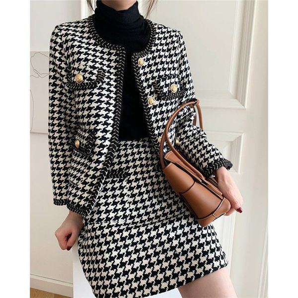 

set spring new female pearl single-breasted houndstooth jacket + high waist skirt and short skirt two-piece suit, Black;brown