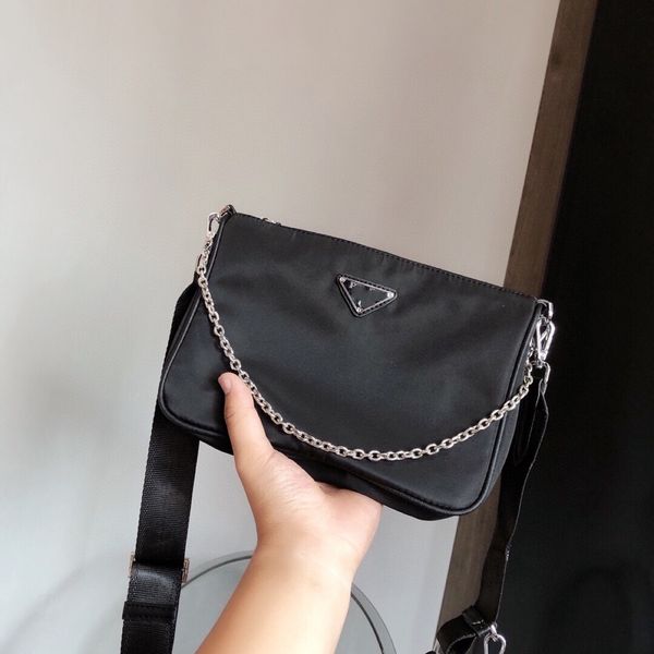 

factory outlet new men's shoulder bag in autumn and winter
