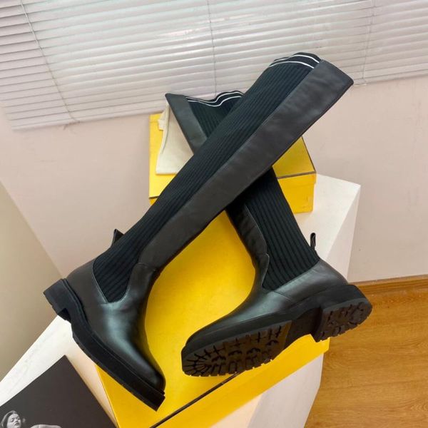 

2019 latest women designer boots martin desert boot flamingos love arrow medal 100% real leather coarse size us5-11 winter shoes, Black