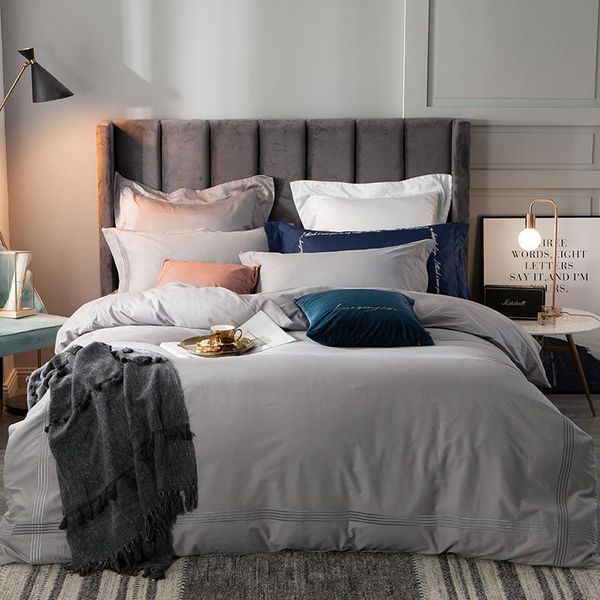

bedding sets gray white embroidery duvet/quilt cover 4pcs  king size fitted sheet set soft el bed ropa de cama