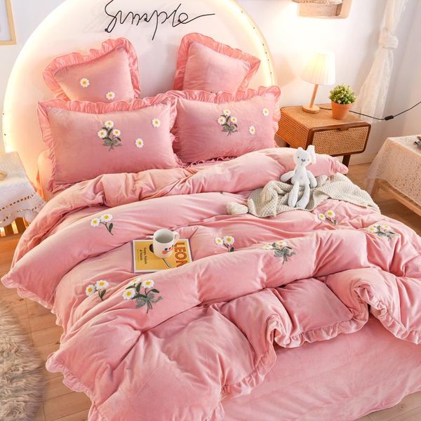 

bedding sets duvet cover soft warm velvet quilt thickness winter blanket housse de couette flannel king  size