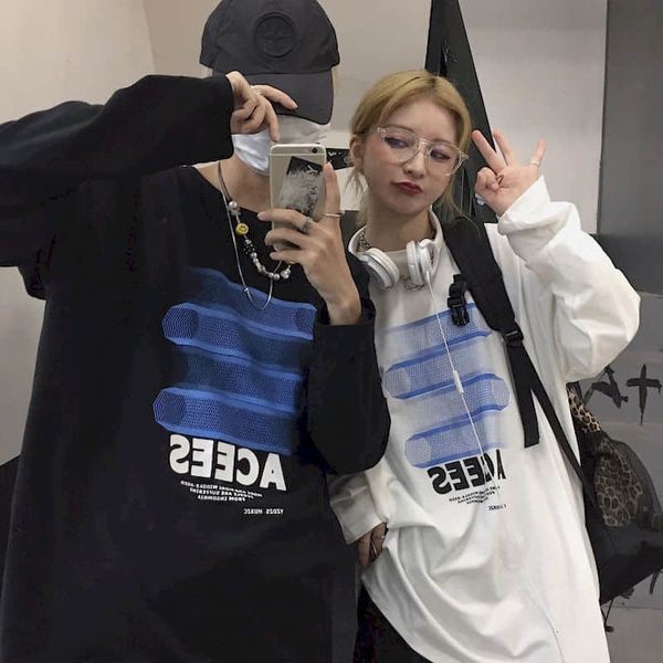 

long sleeve shirt with printed hip-hop lyrics of a korean couple's t-shirt in the dark mzmz, White