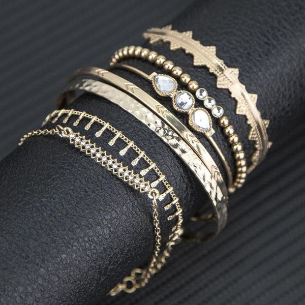 

2021 fashion simple metal wind bracelet combination bracelet style male and female couple double wear, Golden;silver