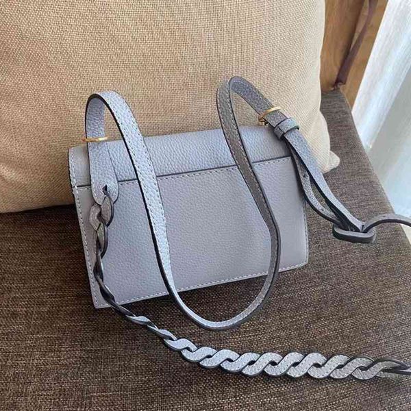 

70% off new women's classic organ lychee grain cowhide shoulder 932 chain oblique span bag small purse cyber monday