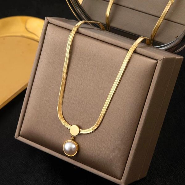 

chains in 2021 high-end fashion geometric snake chain necklace, pearl temperament contracted ms pendant jewelry gifts, Silver