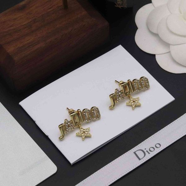 

2021 newd family gold letter for women's new 21 year dijiawang red temperament women tassel star pearl earrings-wholesale, Golden