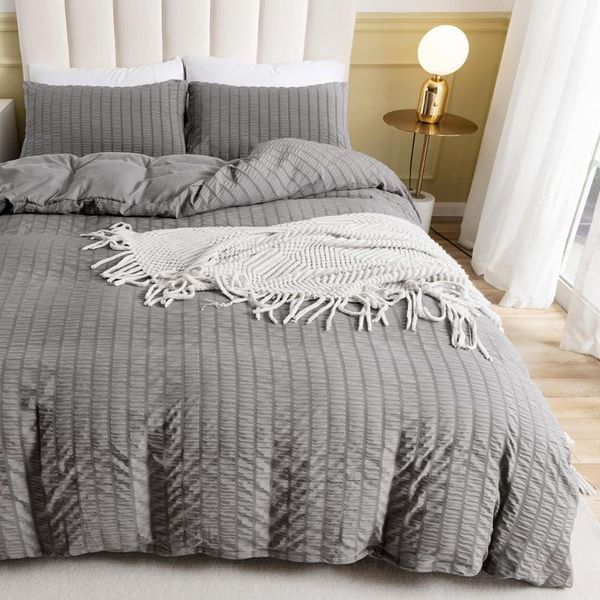 

bedding sets solid seersucker 3 pieces quilt covers set comforter pillow cases breathable simple polyester stripe duvet cover