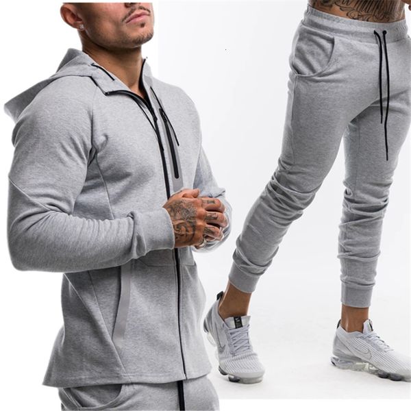 

2021 new autumn brand sporting men hoodies mens gyms sportswear jogger suit male tracksuit sets 7qex, White;black