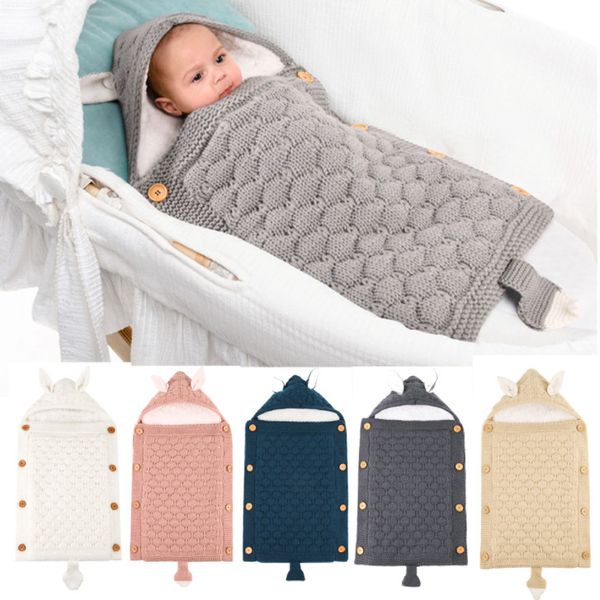 Die neueste Decke in der Größe 70 x 40 cm, viele Stile, gestrickte Knöpfe für Kinderwagen und Daunendecken, um kleine Schlafsäcke warm zu halten