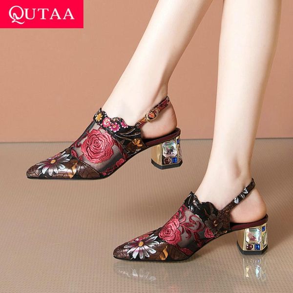 

sandals qutaa 2021 back strap buckle pointed toe female shoes summer fashion crystal square heels sheepskin mesh women size34-43, Black
