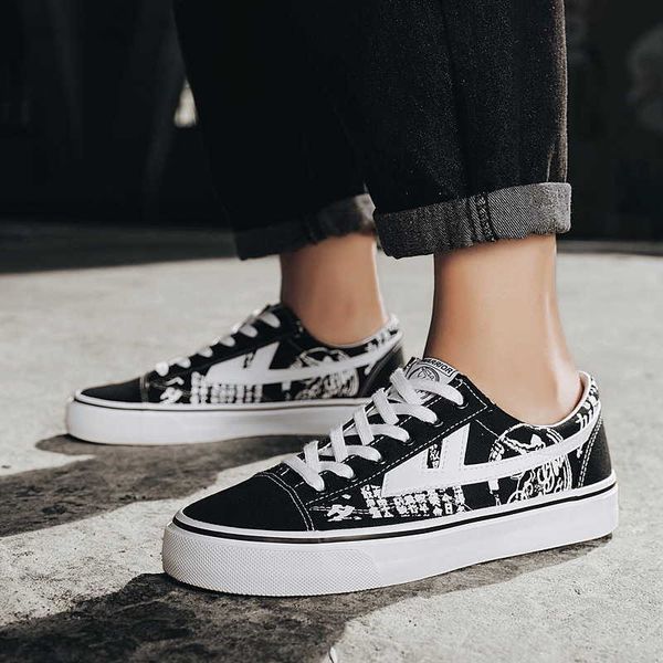 

men's sho 2021 winter graffiti low couple canvas student fashion leisure men's and women's board huili