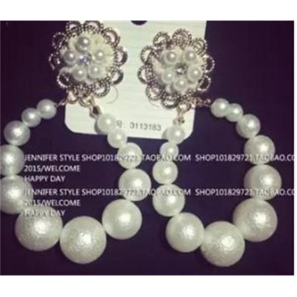 

chaming pearl cirlce lady's earings (3.5*4.5cm) (jennifer, Silver