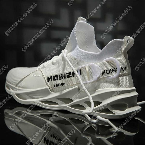 

2021 men running shoes triple black white fashion mens women trendy great trainers breathable casual sports outdoor sneakers seven