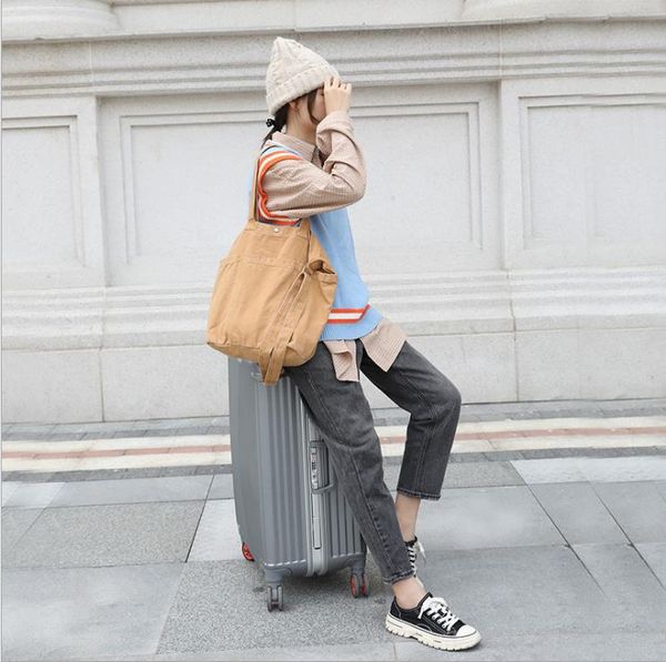 

2021 large capacity canvas bag women's shoulder messenger retro wash cloth bags