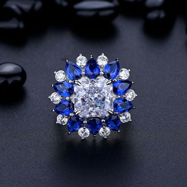 

cluster rings luxury 925 sterling silver white sona diamond flower party for women hyperbole designer personality engagement ring gift, Golden;silver