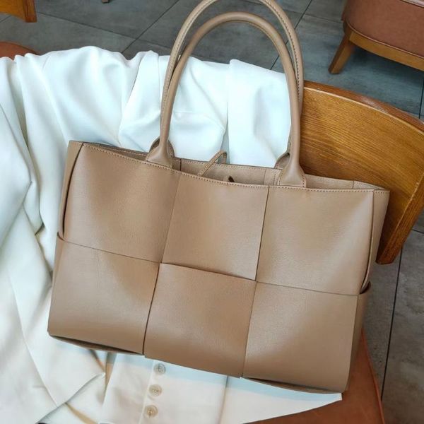 

evening bags cowhide woven tote bag leather 2021 style handbag shoulder large capacity underarm