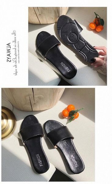 

green slipper lady wearing instagram trend web celebrity 2020 wet water simple flat flip flops beach beach slippers for men moccasins p5hk#, Black