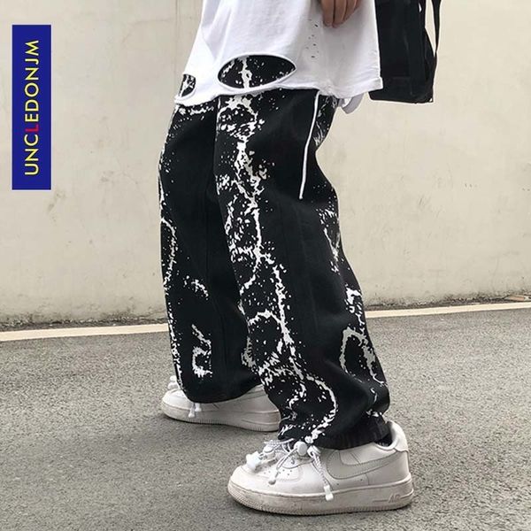 

uncledonjm streetwear men loose denim pants graffiti print black vintage denim pants harajuku joggers trousers me-z51 201111, Blue
