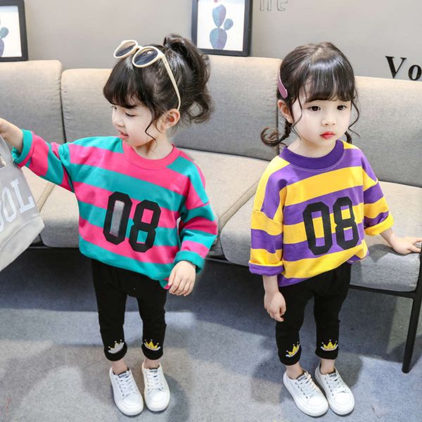 

new suit 2021 0 children's 3-year-old 2 girls' 1 spring and autumn western style two-piece sweater, White