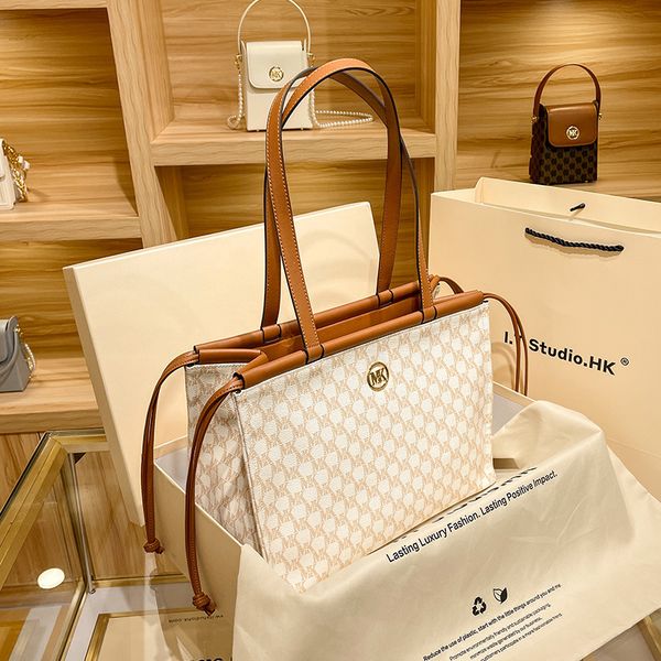 

super a tote bag new fashion leather large capacity one-shoulder commuter