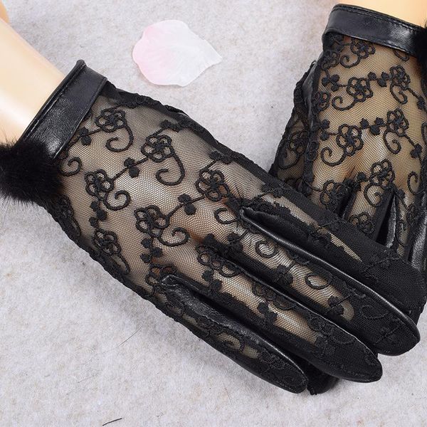 

sports gloves leather for women with velvet and thick korean lace touch screen sheepskin warm cold driving, Black