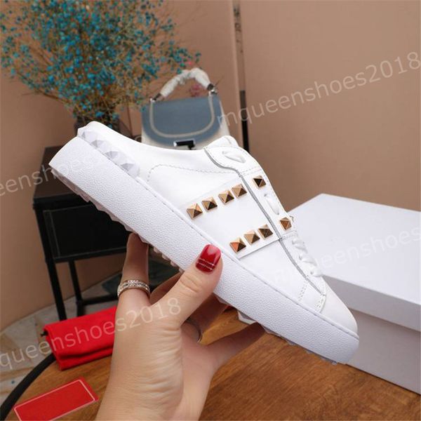 

2022 mens womens casual shoes metal spikes stud untitled lady comfort scarpe slip on mules shoe sport sneaker leather shoes flats slides per, Black