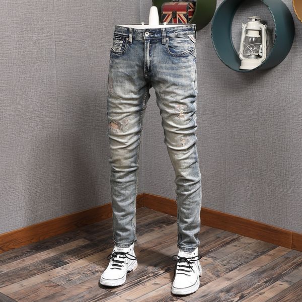 

2021 new italian style fashion men jeans retro blue slim fit ripped denim pants streetwear embroidery patchwork designer hip hop trouse vflu