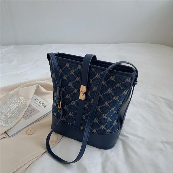 

evening bags 2021 fashion bucket bag shoulder messenger underarm handbag female