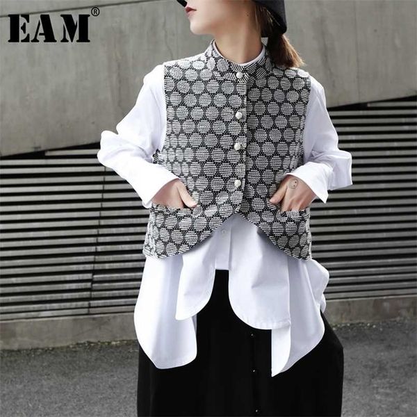 

[eam] spring summer stand collar sleeveless jacquard irregular pearled pocket hem loose vest women fashion jo196 211009, Black;white