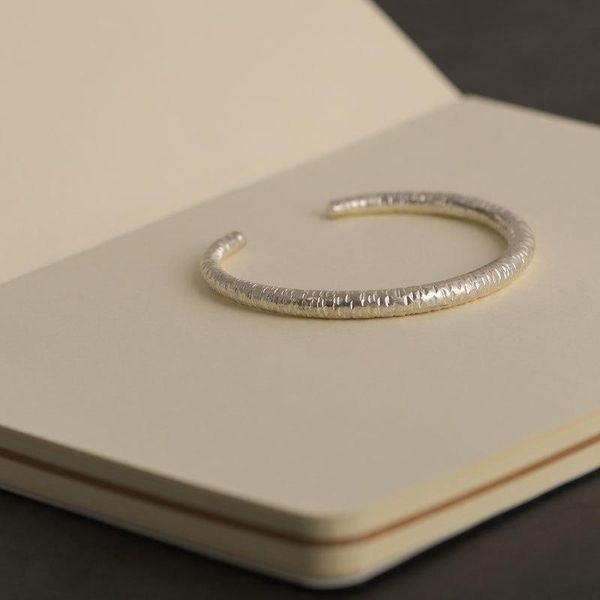 

bangle 2021 arrival minimalist silver color irregular texture bracelet for women open handmade exquisite unique bangles jewelry, Black