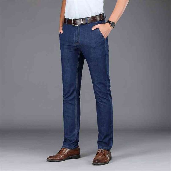 BROWON Jeans da uomo di marca Pantaloni di cotone di alta qualità Mid Straight Regular Lunghezza intera Large Big size 29-42 Pantaloni jeans 210723