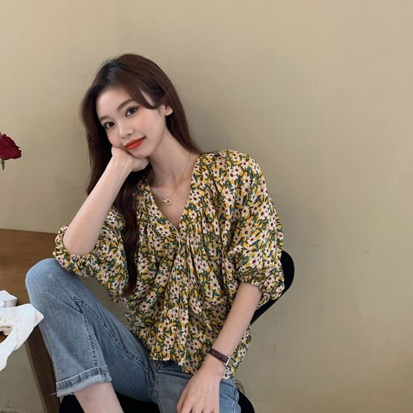 

2021 new french button loose, casual, v-neck, five point cuffs, ffy, retro, floral print, collection in summer eu00, White