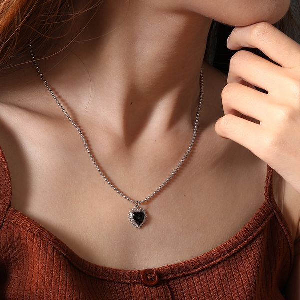 

silvology 925 sterling silver black agate heart necklace round bead chain elegant pendant necklace for women fashionable jewelry q0531