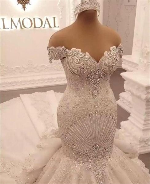 Apliques de luxo rendas sereia vestido de casamento 2023 elegante fora do ombro cristal sem costas babados árabe dubai vestidos de noiva 278s