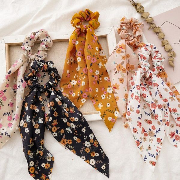 Scrunchies estivi con piccola stampa floreale Stelle filanti Fiocco Corda per capelli Fascia elastica per capelli Accessori per capelli per ragazza regalo