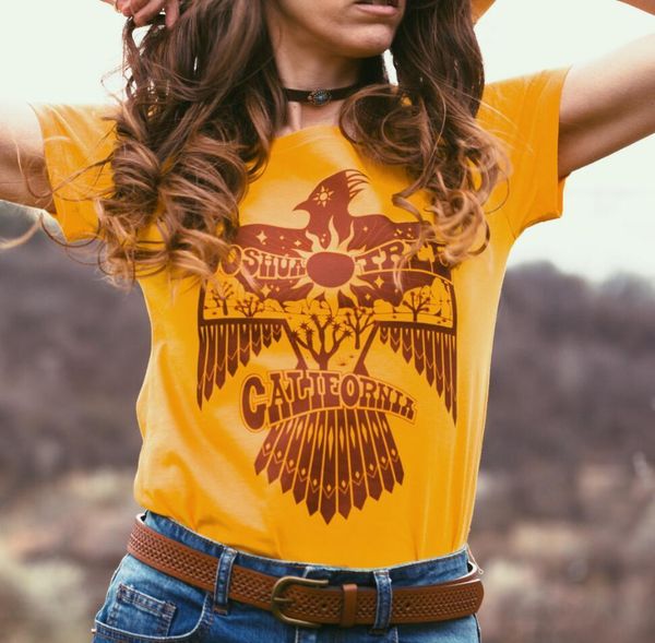 

2021 summer joshua tree thunderbird graphic tee female plus size 70s 80s vintage gold tees funny southwest native t shirt women, White