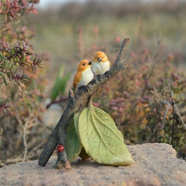 

bird decor micro mini animals garden miniature figurines frog on leaf animal action figure toys ornament accessories hogar casa c0220