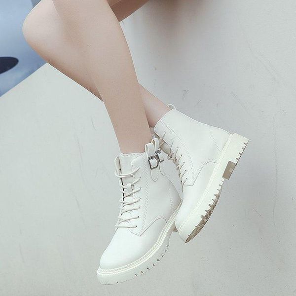 

boots 2021 autumn ins retro simple wild foot small net red thin and locomotive short ladies shoes, Black