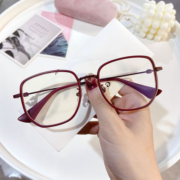 

new red g family's same myopia glasses frosting trend fashion plain face p show small eyeglass frame, White;black
