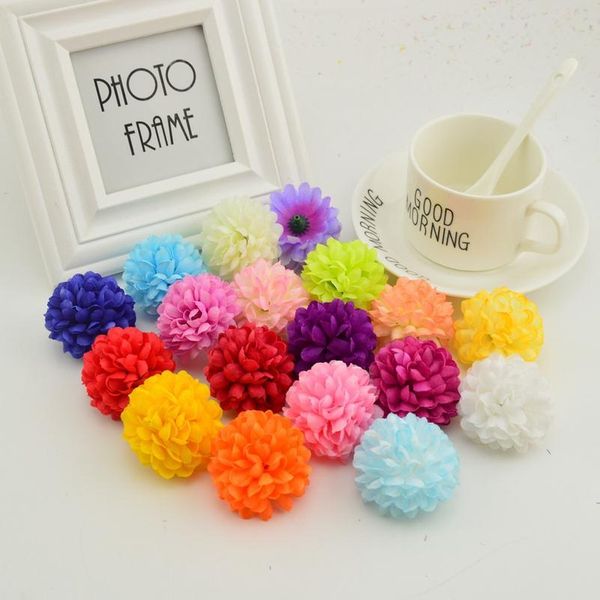 

200pcs artificial flowers 5cm silk chrysanthemum heads home wedding decoration wall wreath for the garden make d jllnsd