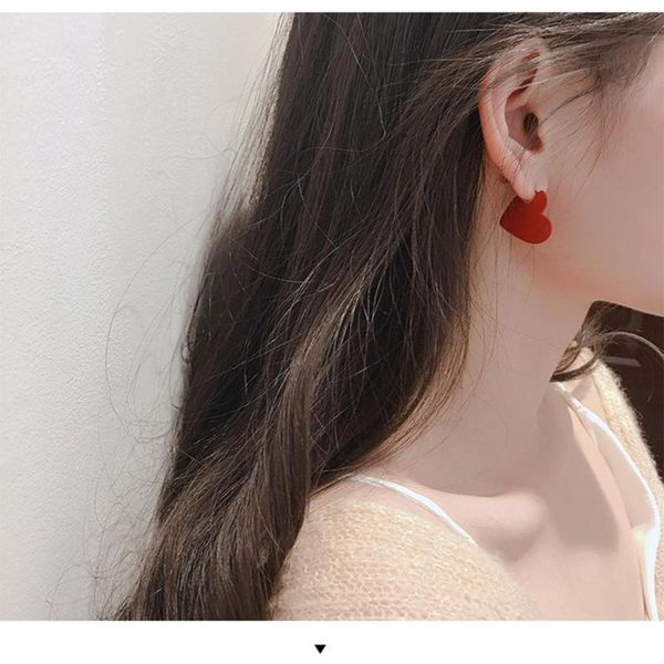 

stud drew el iu with a lovely temperament red heart earrings, Golden;silver